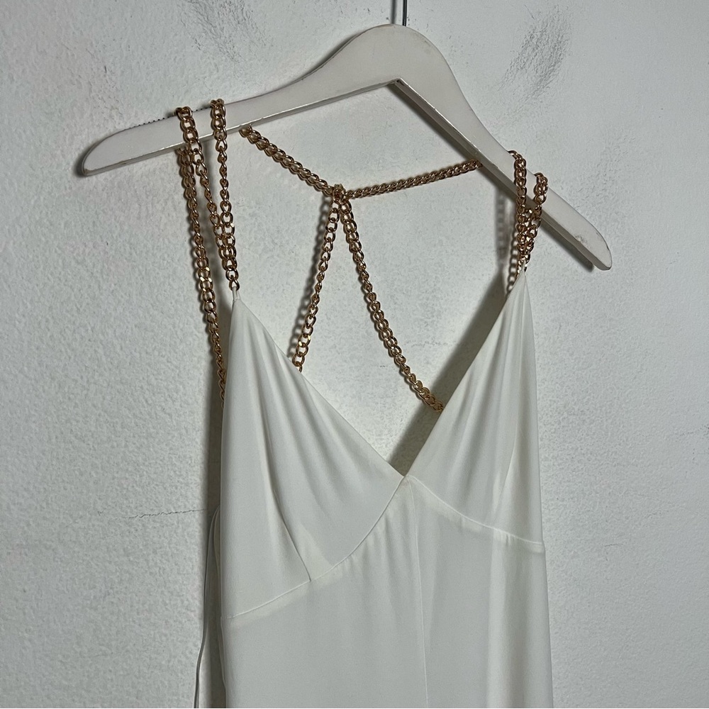 Retrofete Elegant White Backless Maxi Dress - Picture 4 of 11